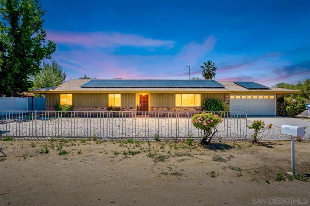 41715 Stetson, Hemet, CA 92544