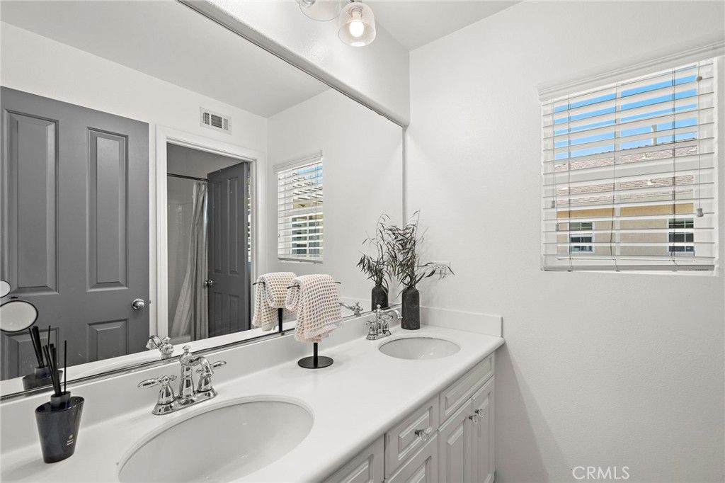 Image 18 of property listing at 7 Hanceford, Ladera Ranch, CA 92694