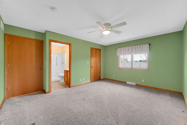 118 Sagamore Parkway, La Porte, IN 46350