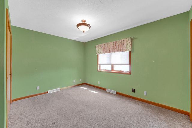 118 Sagamore Parkway, La Porte, IN 46350