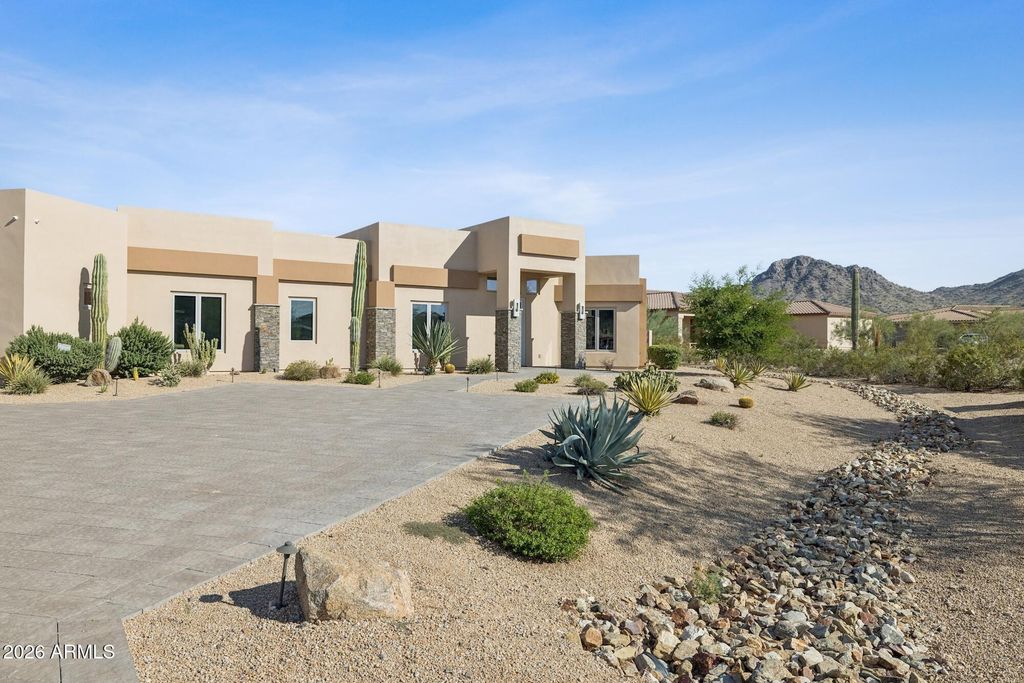 8827 S SANTA ELIZABETH Drive, Goodyear, AZ 85338 — photo 3