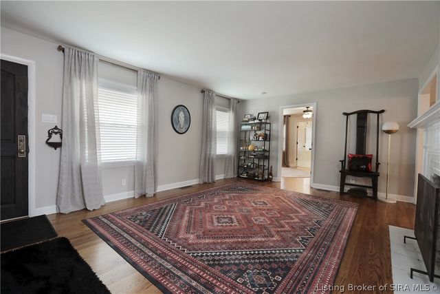 1705 Crestview Drive, New Albany, IN 47150