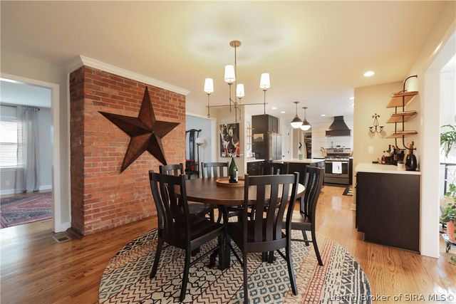 1705 Crestview Drive, New Albany, IN 47150