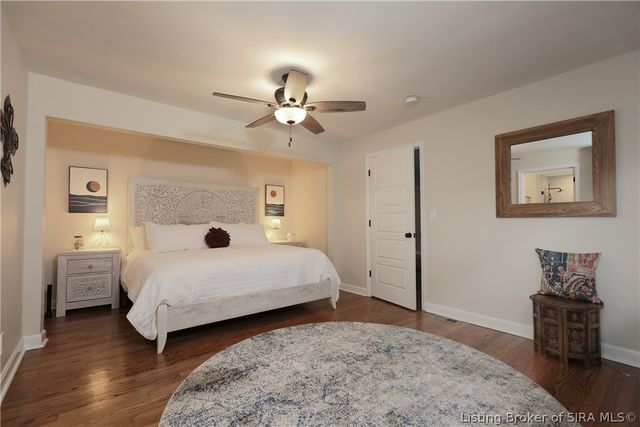 1705 Crestview Drive, New Albany, IN 47150