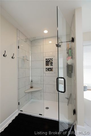 1705 Crestview Drive, New Albany, IN 47150