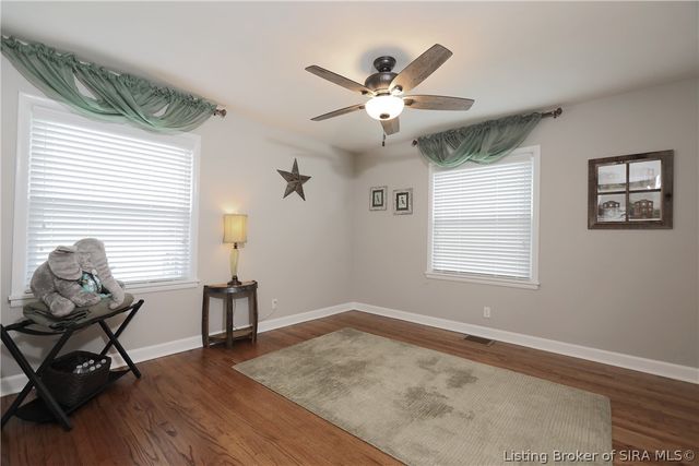 1705 Crestview Drive, New Albany, IN 47150