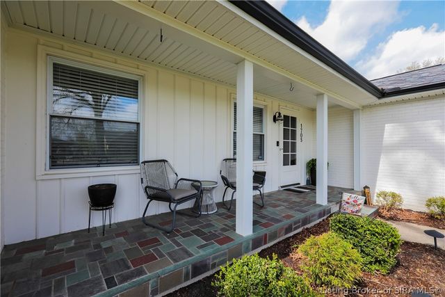 1705 Crestview Drive, New Albany, IN 47150