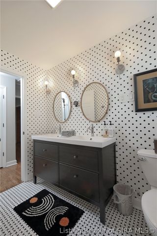 1705 Crestview Drive, New Albany, IN 47150