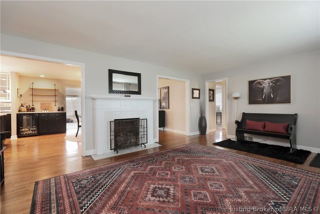 1705 Crestview Drive, New Albany, IN 47150