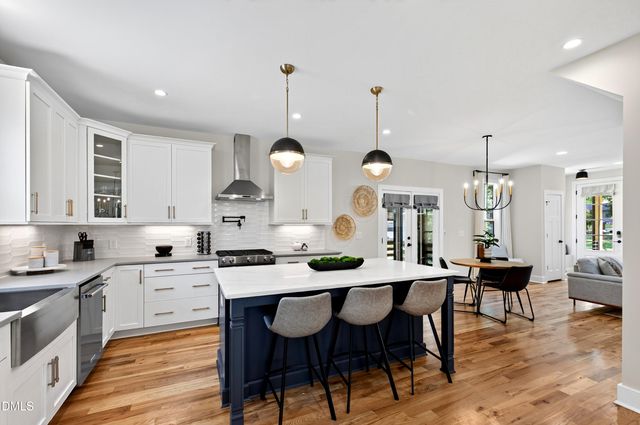 329 Grand Avenue, Raleigh, NC 27606