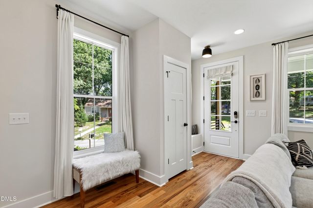 329 Grand Avenue, Raleigh, NC 27606