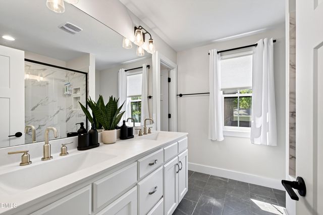 329 Grand Avenue, Raleigh, NC 27606