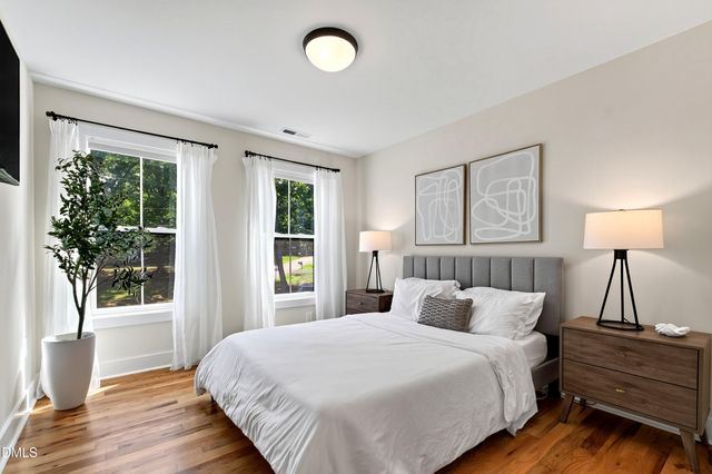 329 Grand Avenue, Raleigh, NC 27606