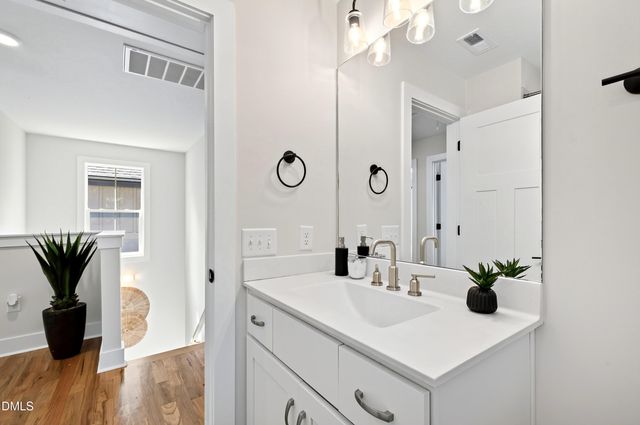 329 Grand Avenue, Raleigh, NC 27606
