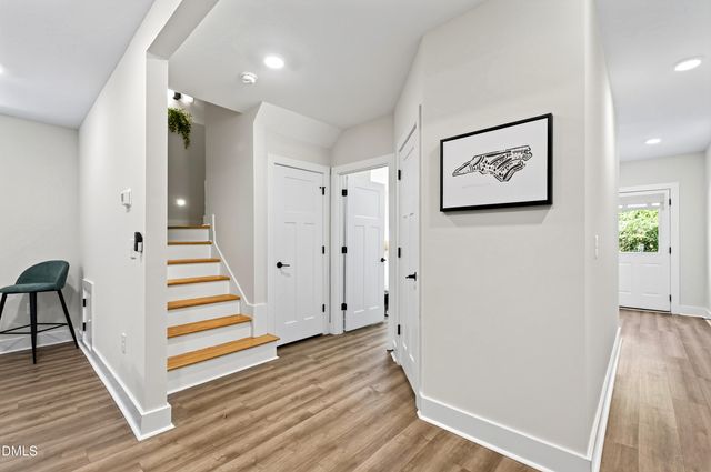 329 Grand Avenue, Raleigh, NC 27606