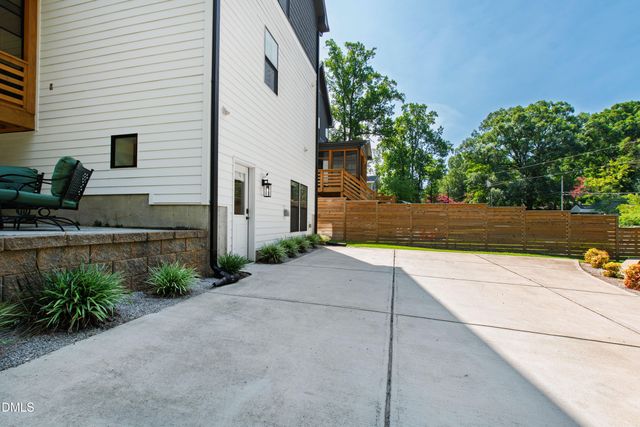 329 Grand Avenue, Raleigh, NC 27606