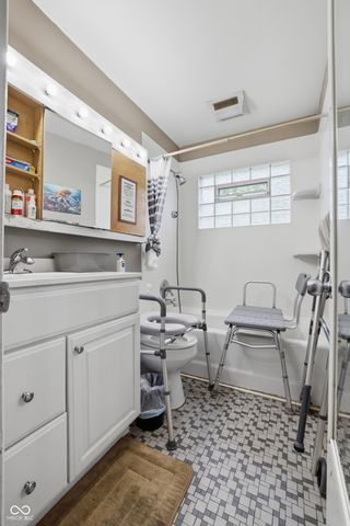 6004 Orinoco Avenue, Indianapolis, IN 46227