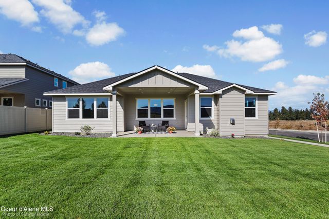 1016 E Healy Ave, Post Falls, ID 83854