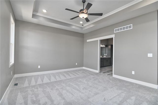 6010 Apache Drive, Shawnee, KS 66226