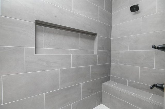 6010 Apache Drive, Shawnee, KS 66226