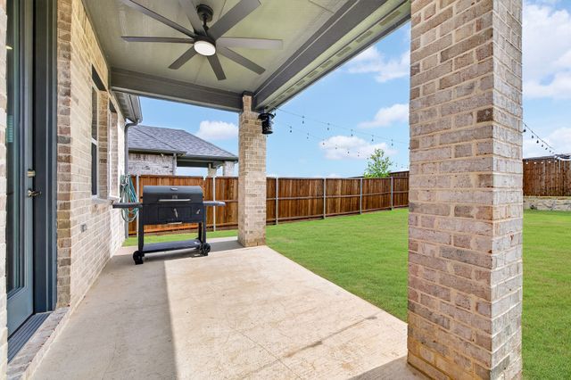 407 Cherry Laurel Drive, Little Elm, TX 75068