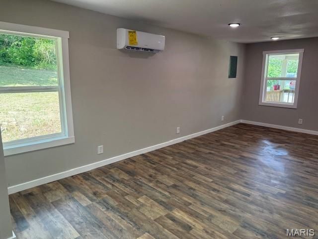 415 Hickory Street, St Clair, MO 63077
