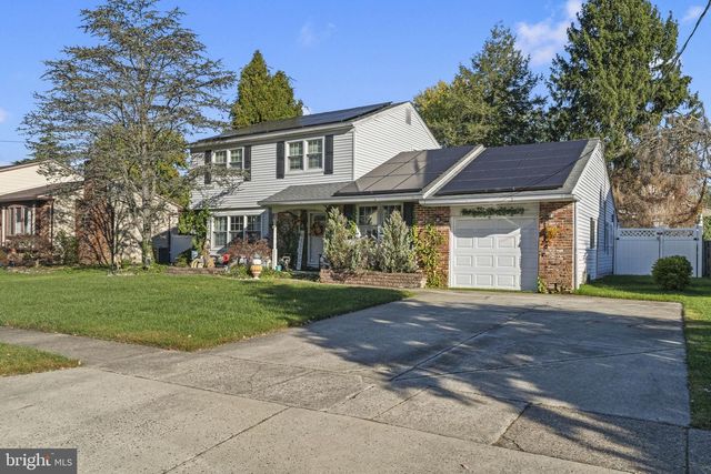 75 SARATOGA RD, Stratford, NJ 08084