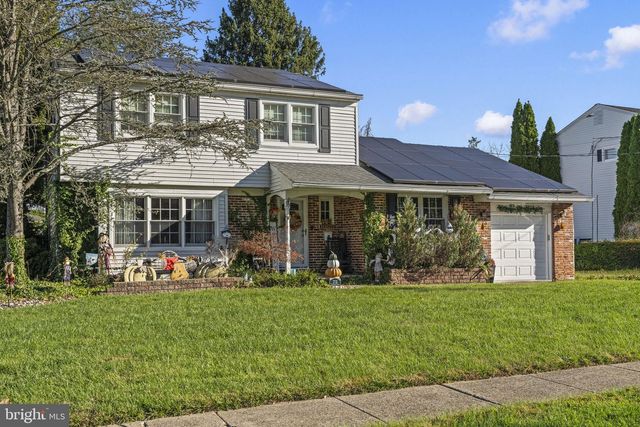 75 SARATOGA RD, Stratford, NJ 08084