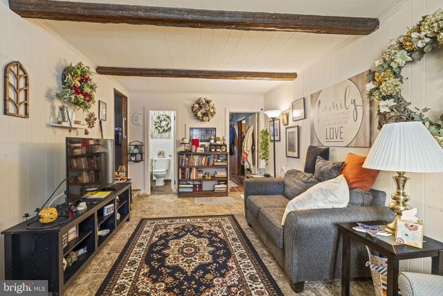 75 SARATOGA RD, Stratford, NJ 08084