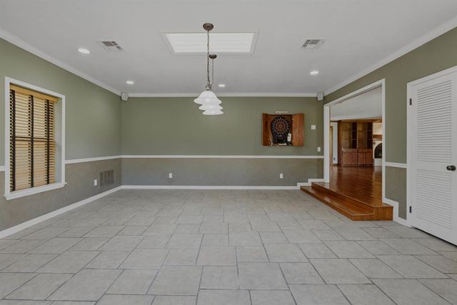 6209 N Sooner Road, Edmond, OK 73034