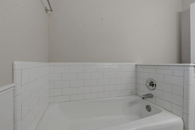 6209 N Sooner Road, Edmond, OK 73034