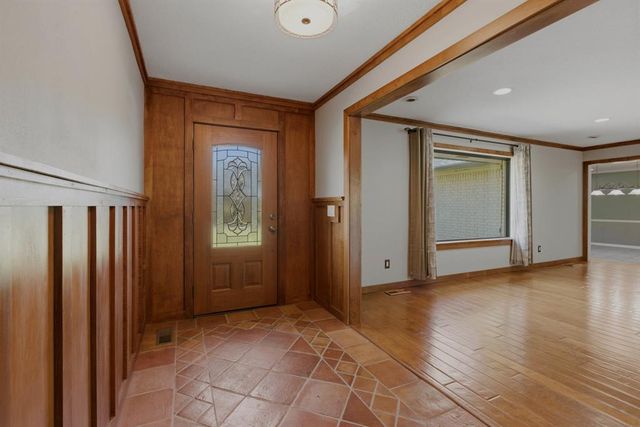 6209 N Sooner Road, Edmond, OK 73034