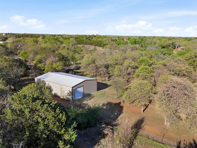 6209 N Sooner Road, Edmond, OK 73034