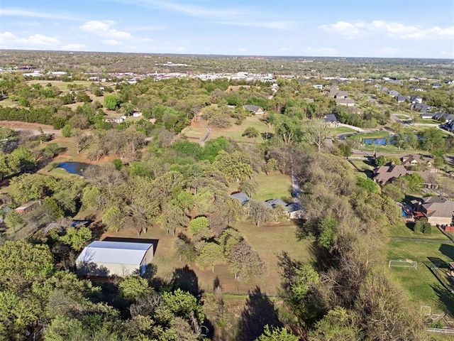 6209 N Sooner Road, Edmond, OK 73034