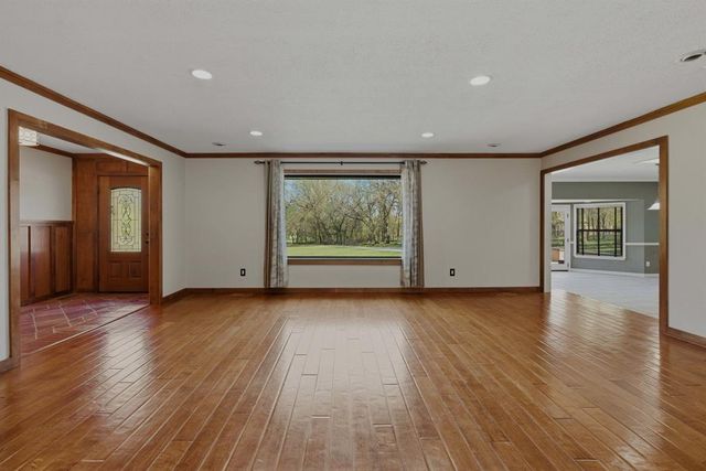 6209 N Sooner Road, Edmond, OK 73034