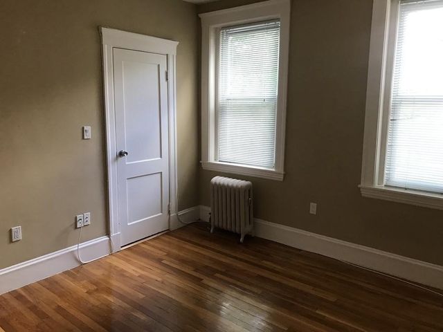 235 Freeman St U-6, Brookline, MA 02446