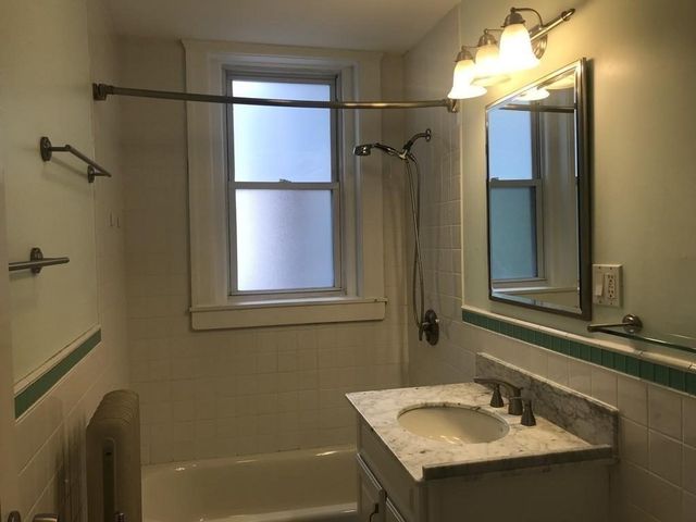 235 Freeman St U-6, Brookline, MA 02446