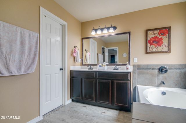 14600 CHRISTIAN CASTLE, El Paso, TX 79938