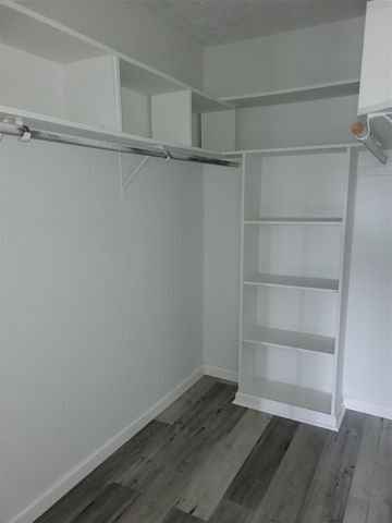 1516 Bay Area Boulevard 2, Houston, TX 77058