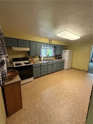 2801 7th Street Rd, Lower Burrell, PA 15068