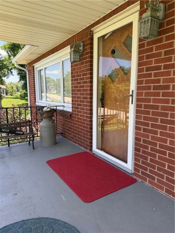 2801 7th Street Rd, Lower Burrell, PA 15068