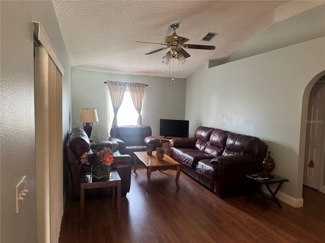 1112 ROAN COURT, Kissimmee, FL 34759