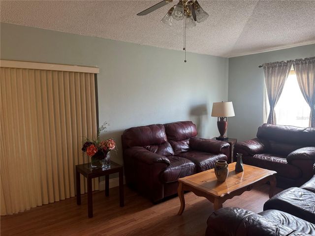 1112 ROAN COURT, Kissimmee, FL 34759