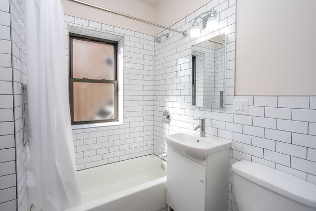3056 S KEELER Avenue 2, Chicago, IL 60623