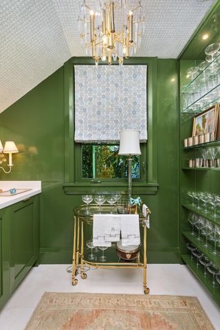 309 Chapel Hill Road, Palm Beach, FL 33480