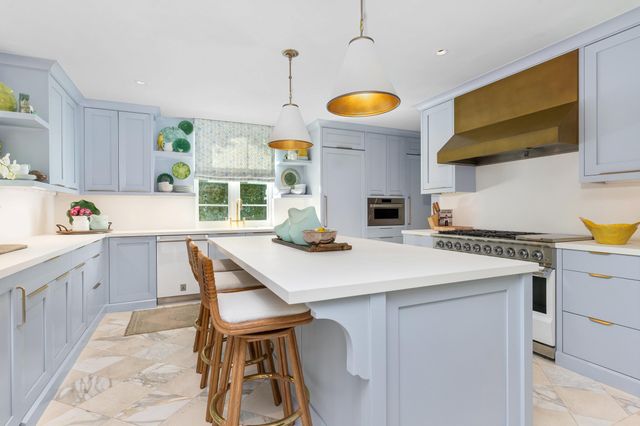 309 Chapel Hill Road, Palm Beach, FL 33480