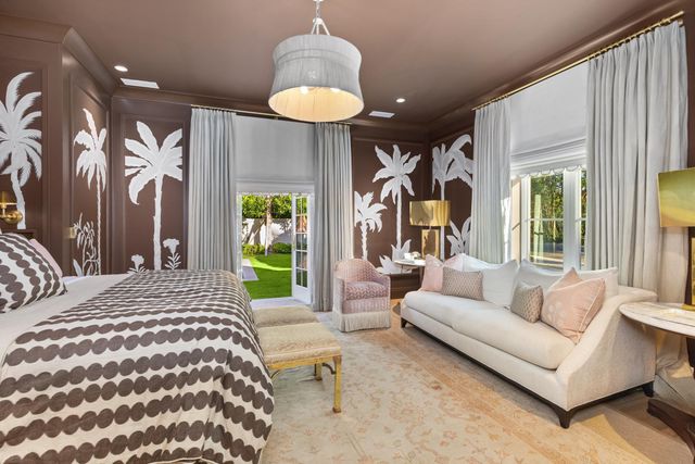 309 Chapel Hill Road, Palm Beach, FL 33480