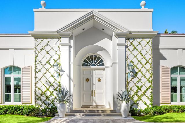 309 Chapel Hill Road, Palm Beach, FL 33480