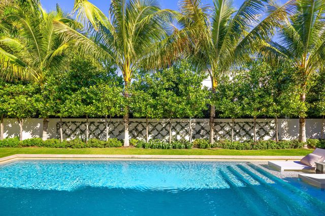 309 Chapel Hill Road, Palm Beach, FL 33480