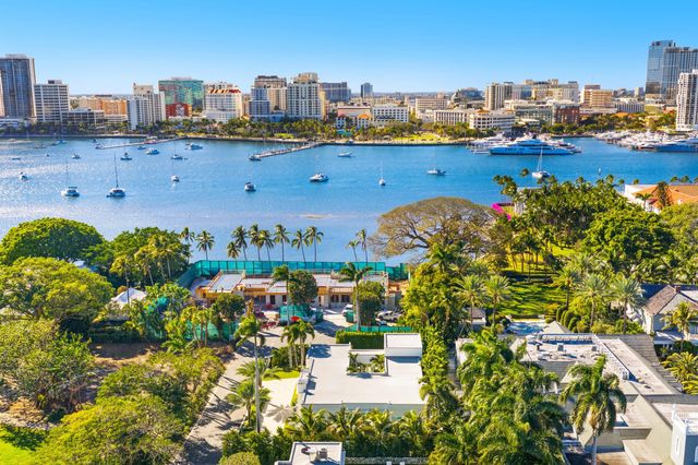 309 Chapel Hill Road, Palm Beach, FL 33480